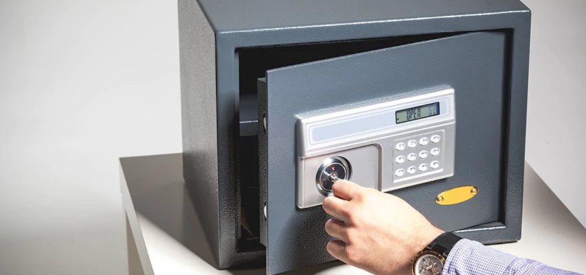 Jewelry Safe Unlocking Service in Watsonville, California