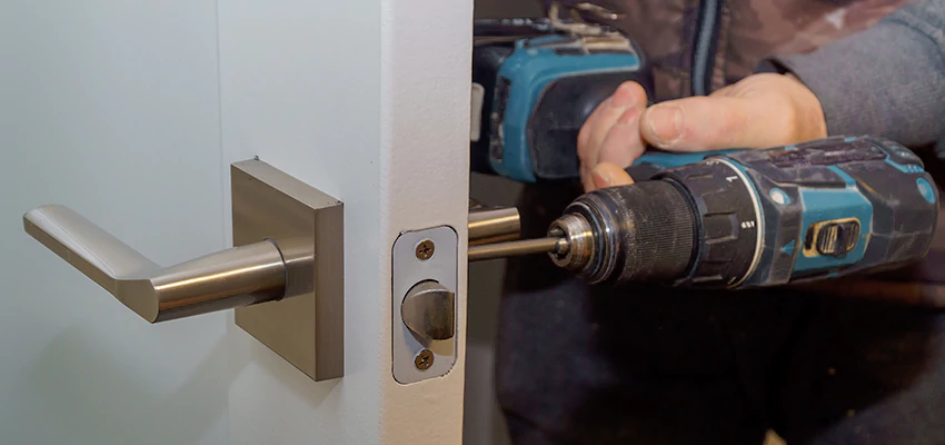 Broken Door Handle Lock Repair in Watsonville, California